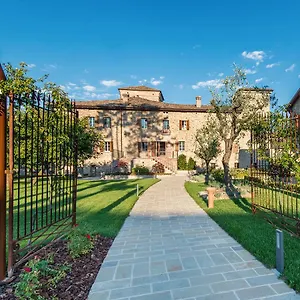borgo-cadonega.emilia-romagnahotels.net/